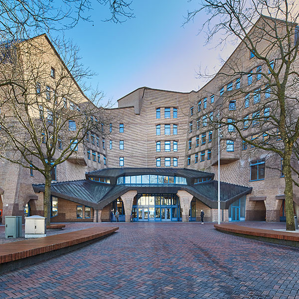 Het-Zandkasteel-in-Amsterdam-Zuid-Oost