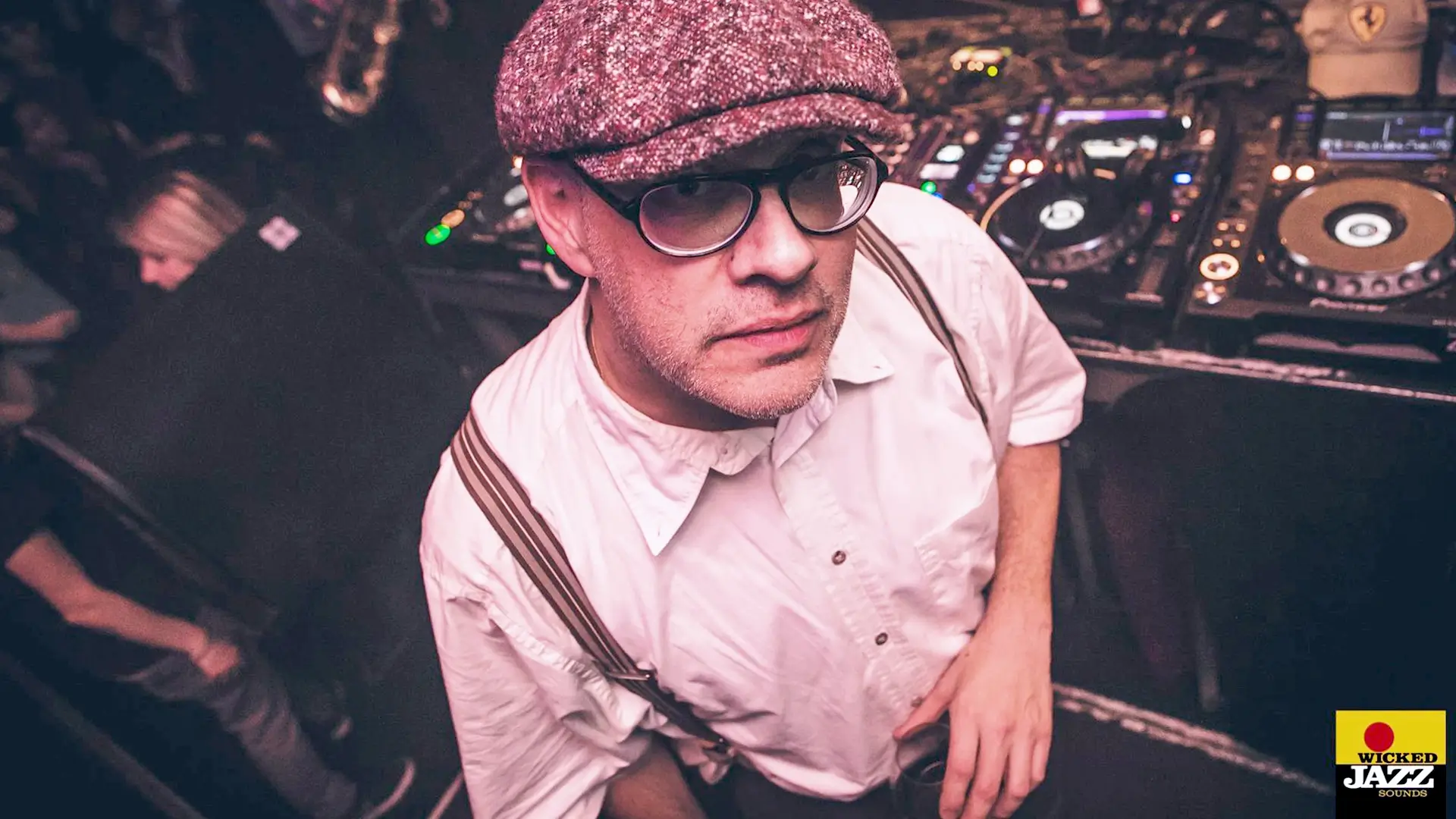 Foto van DJ Phil Horeman optrden Red Light Jazz